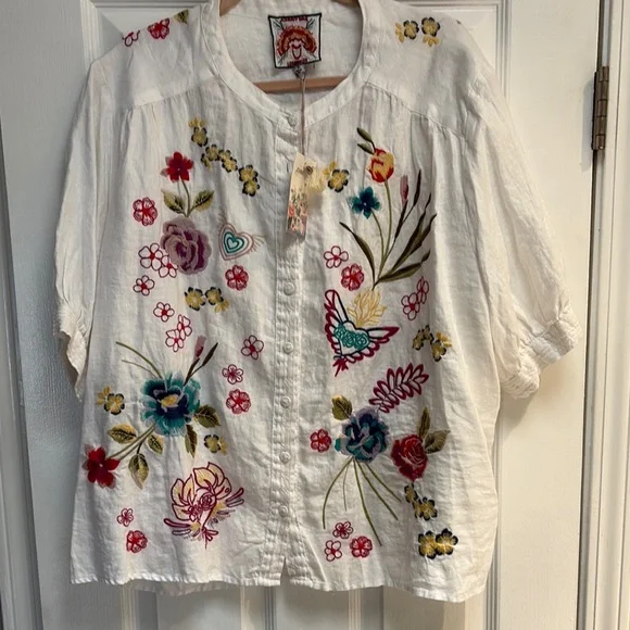 NWT JOHNNY WAS 💯 linen embroidered blouse. - Picture 1 of 11